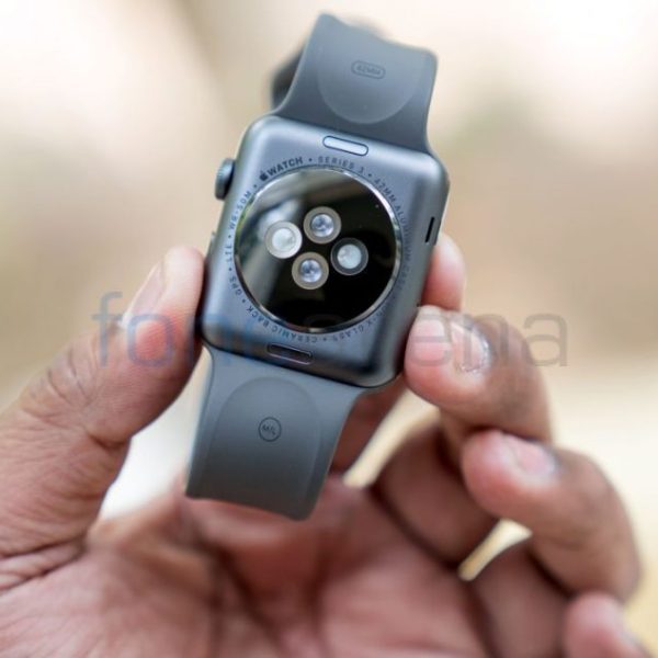 Apple Watch may feature blood oxygen detection in the future