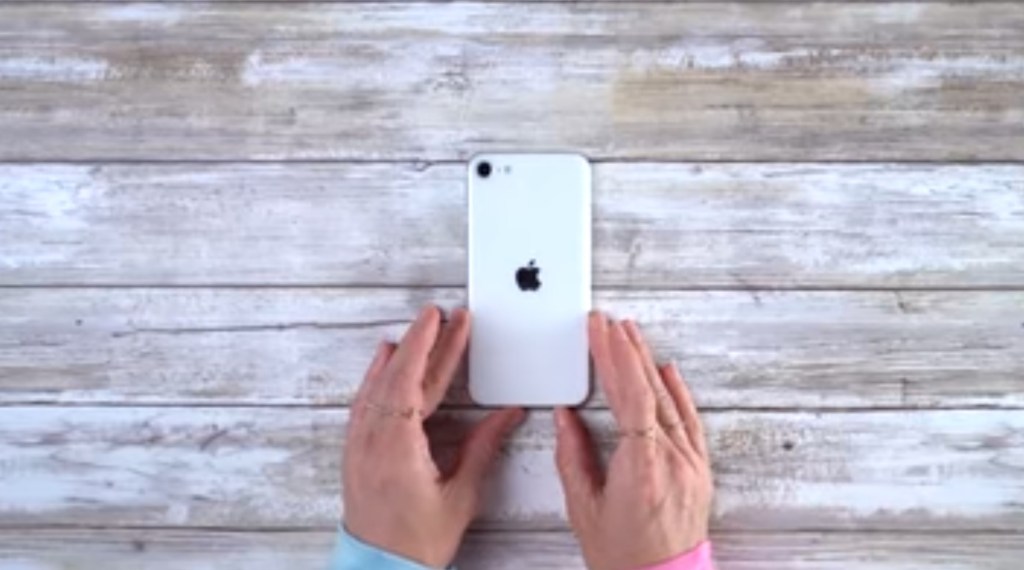 Apple iPhone SE 2020 - Sale Offer